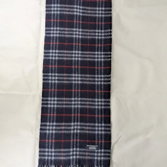 Authentic Burberry Check Scarf – Unisex Cashmere – Pre-Owned – Fast Dispatch - Picture 3 of 6